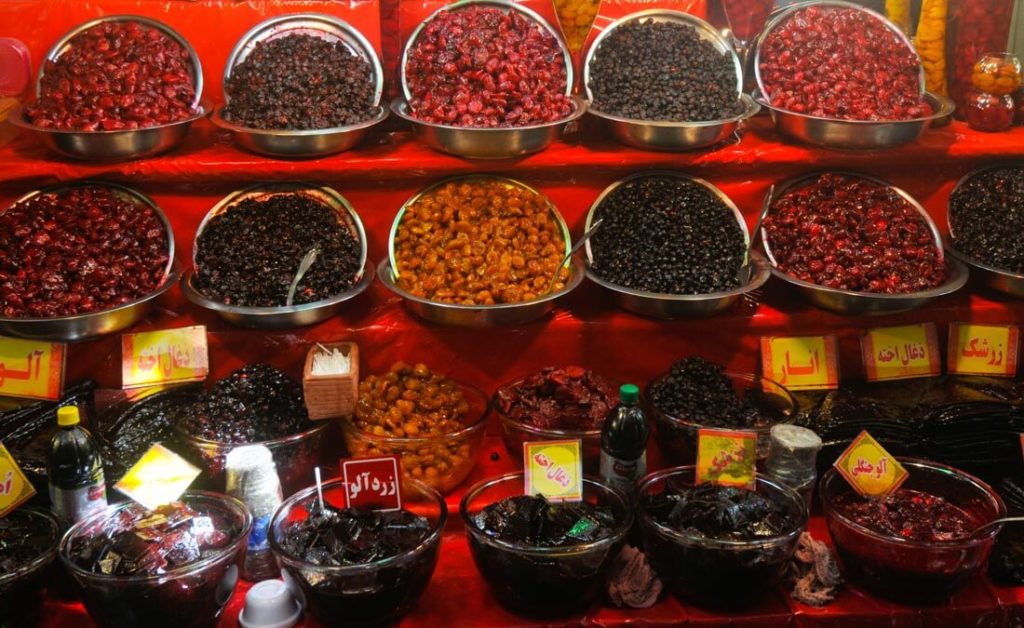 Dried fruits store located in Darband