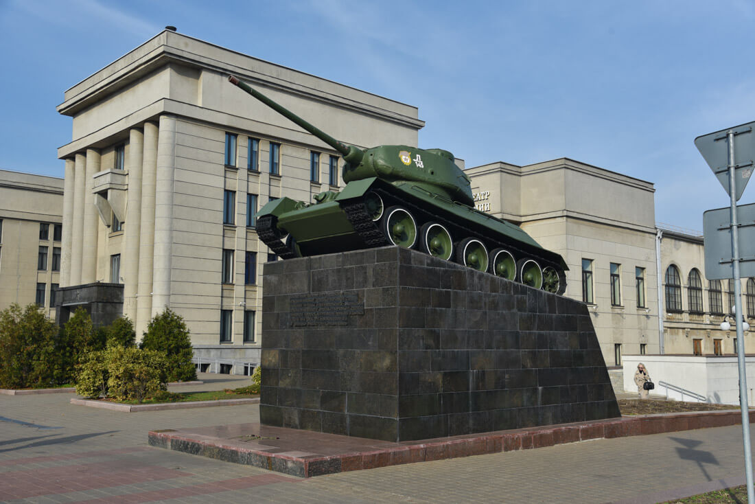 Minsk tank monument