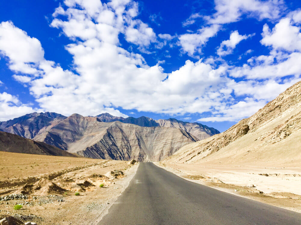 The road that connects Leh with Chilling